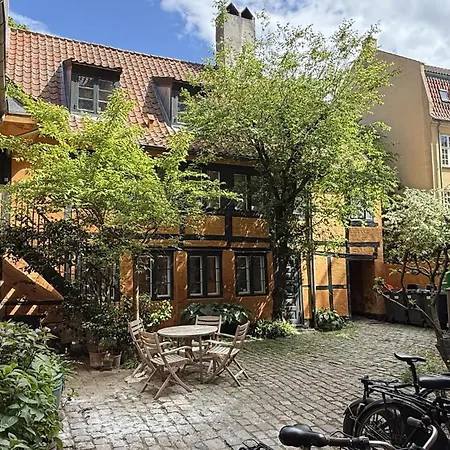 아파트 Apartmentincopenhagen 1705 *